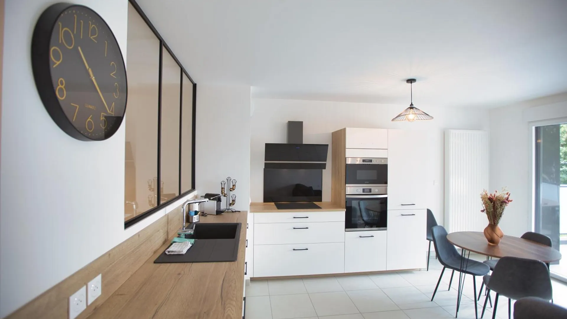Le Majuscule Apartment Annecy 0*,  France